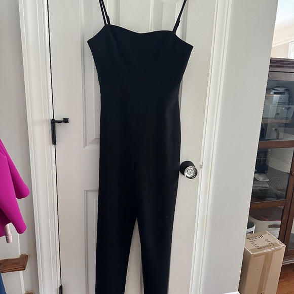French Connection Black Whisper Jumpsuit Sweetheart Neck Tapered Leg Size 6 - Picture 4 of 4